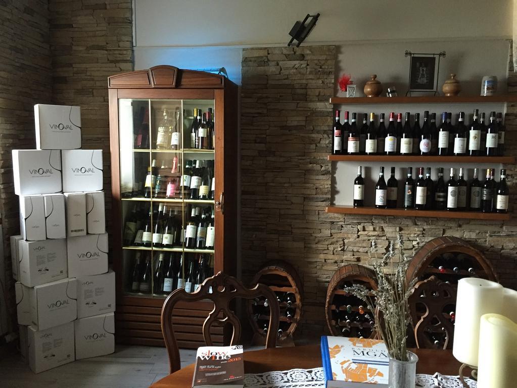 Ristorante Albergo 'L Bunet Cortemilia Luaran gambar
