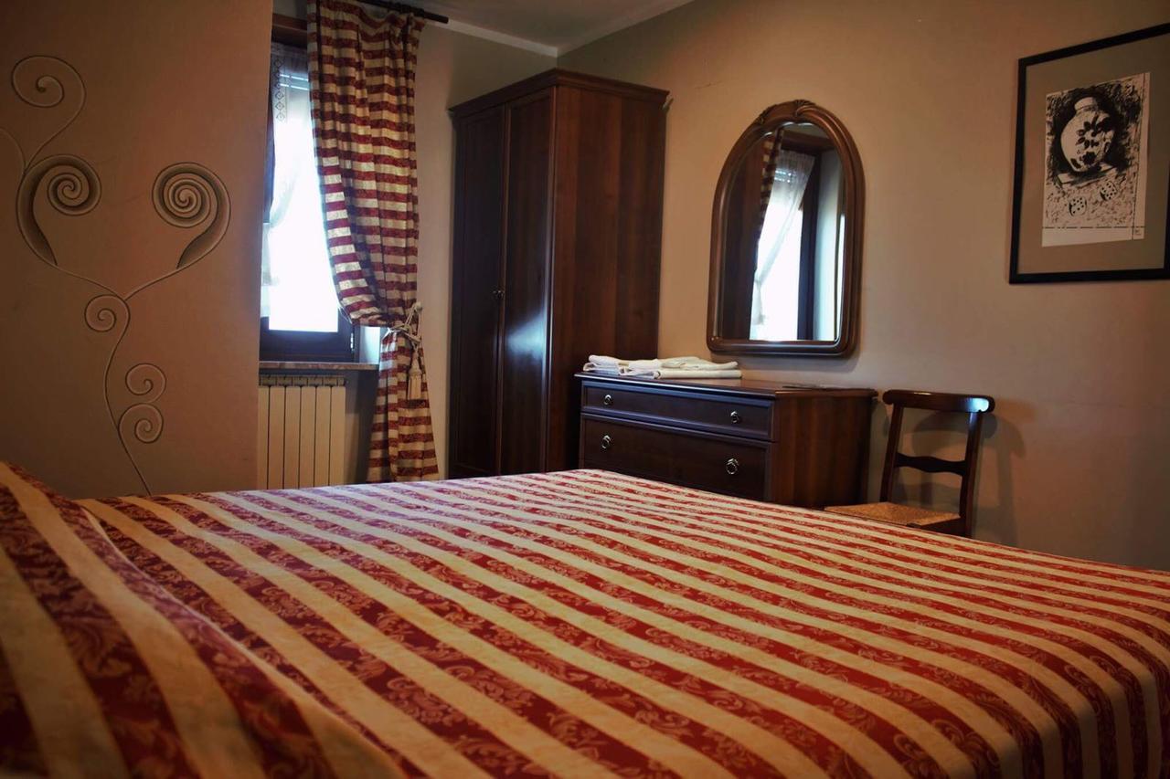 Ristorante Albergo 'L Bunet Cortemilia Luaran gambar